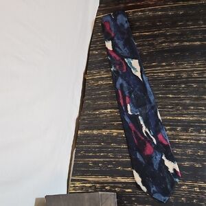 Abstract Patterned Tie in Blue and Red